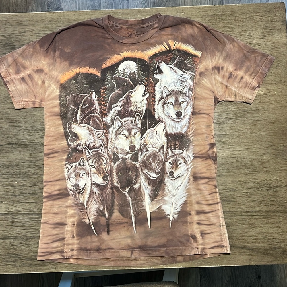 🖤 CLOSET CLEAR OUT 🖤 Vintage The Mountain Wolf Tee 🐺